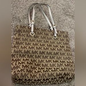 Michael kors lightly used bag